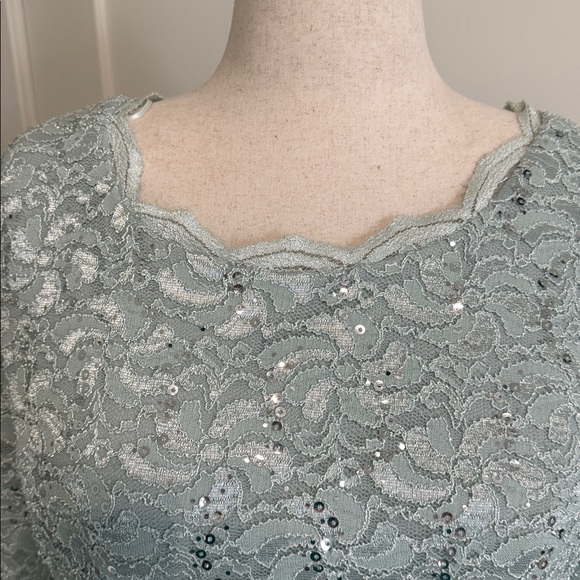 Alex Evenings Mint Green Lace Long Sleeve Dress tea length - Picture 4 of 5